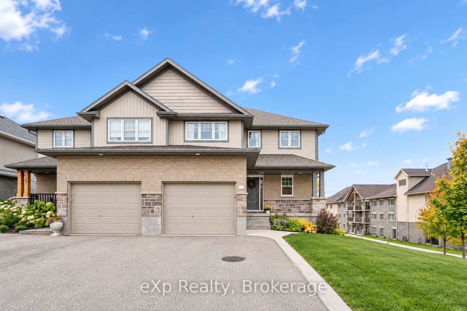 41 Stumpf Street in Centre Wellington, Ontario